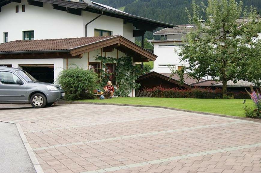 ヴェステンドルフHaus Heckenroseアパートメント エクステリア 写真