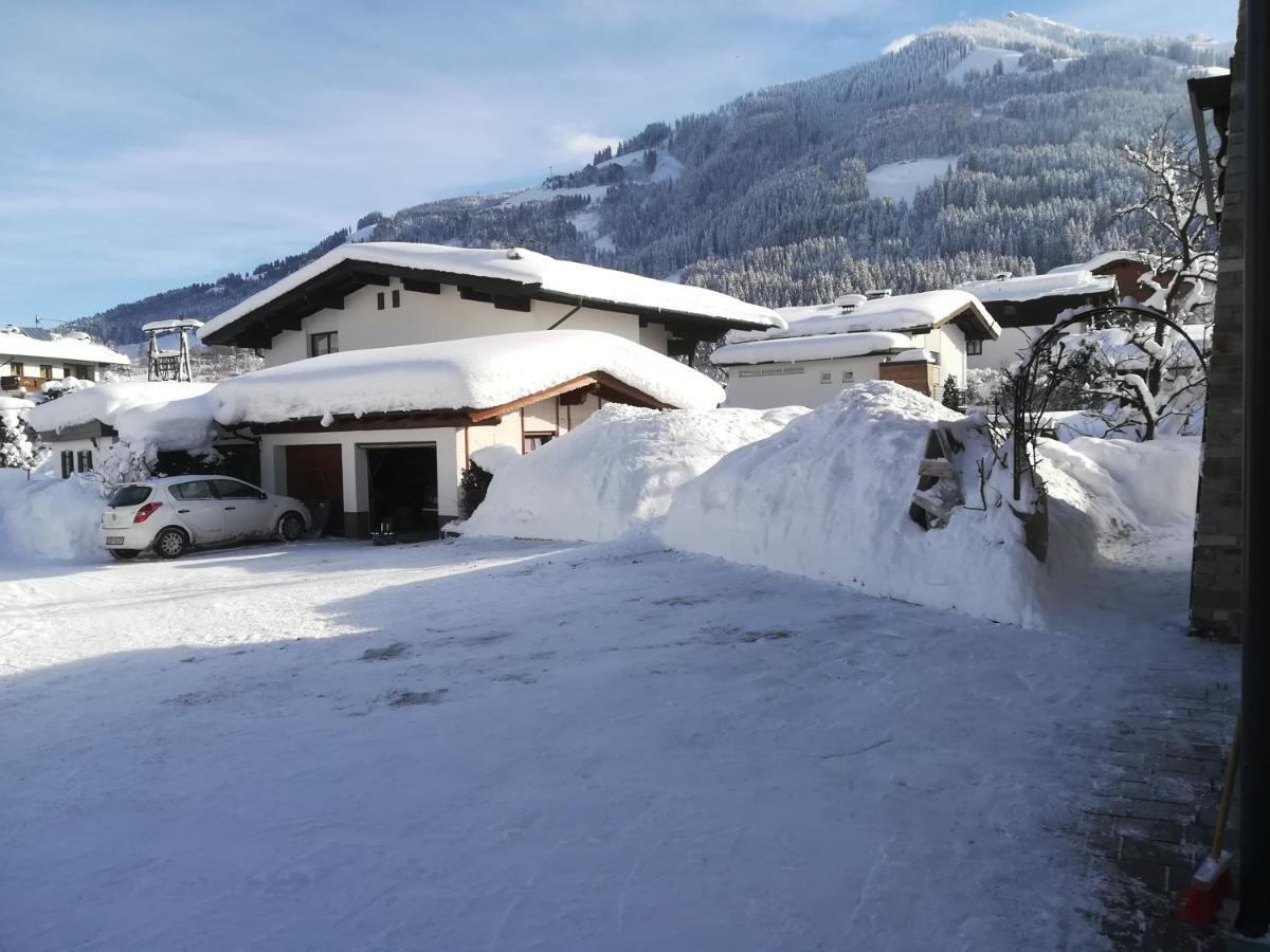 ヴェステンドルフHaus Heckenroseアパートメント エクステリア 写真